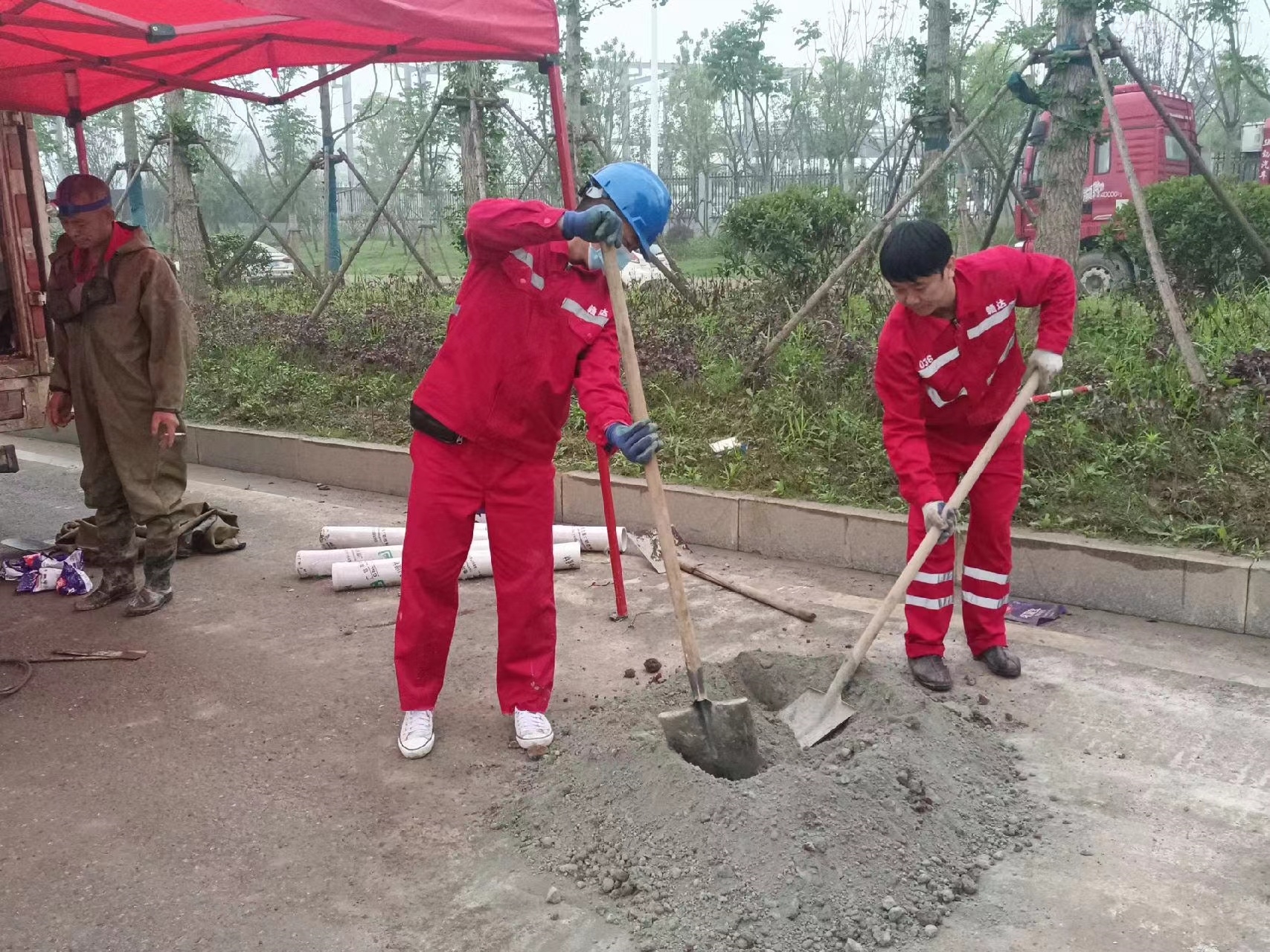 游仙管道疏通哪家好】及时进行市政管道清淤